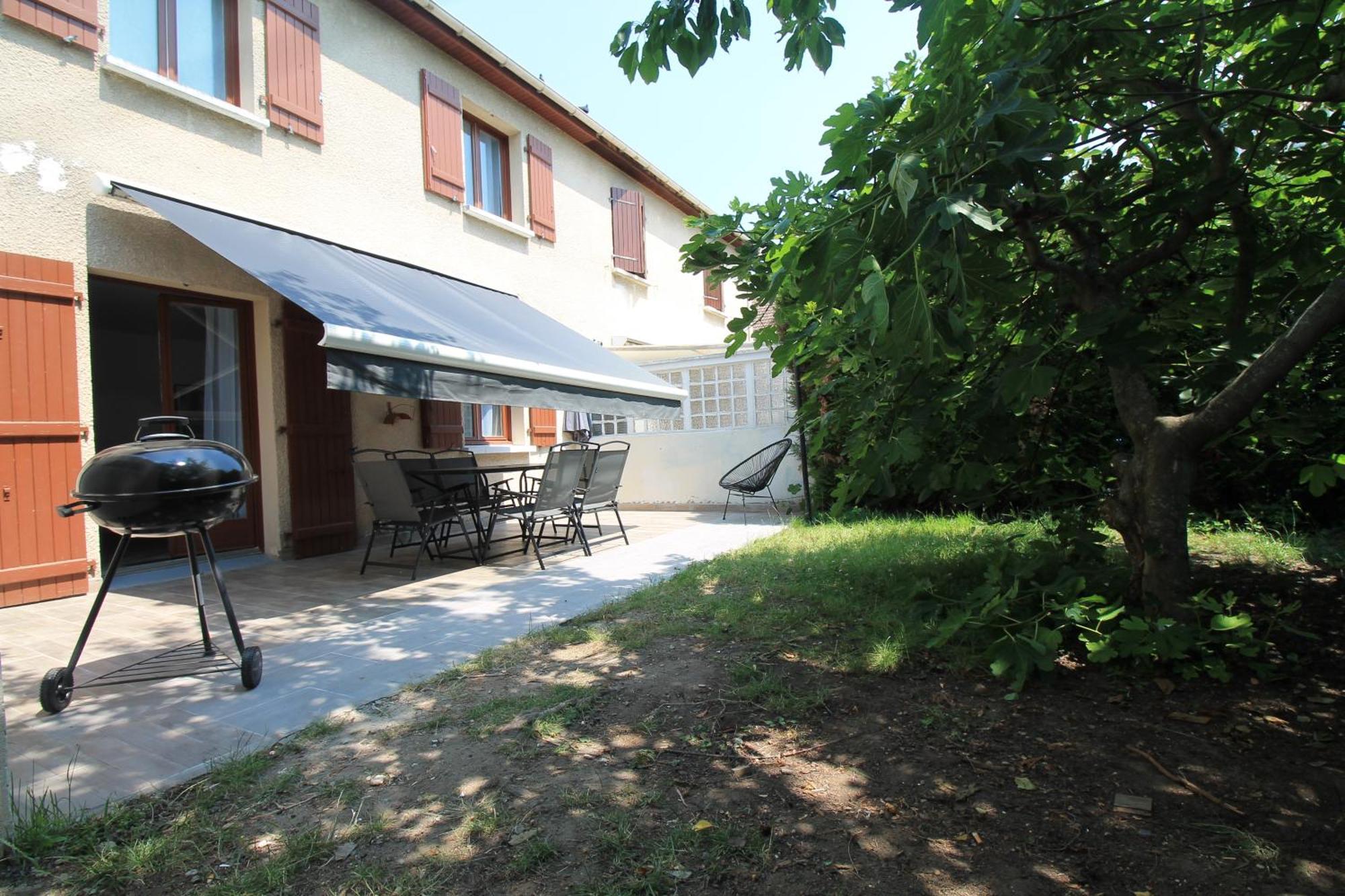 Parking Prive Gratuit - 15Mn Paris - Gare A Pied En 5Mn - Tout Equipee - Terrasse - Jardin - Stade De France - Casino D'Enghien - Hippodrome, Universite Épinay-sur-Seine Zewnętrze zdjęcie